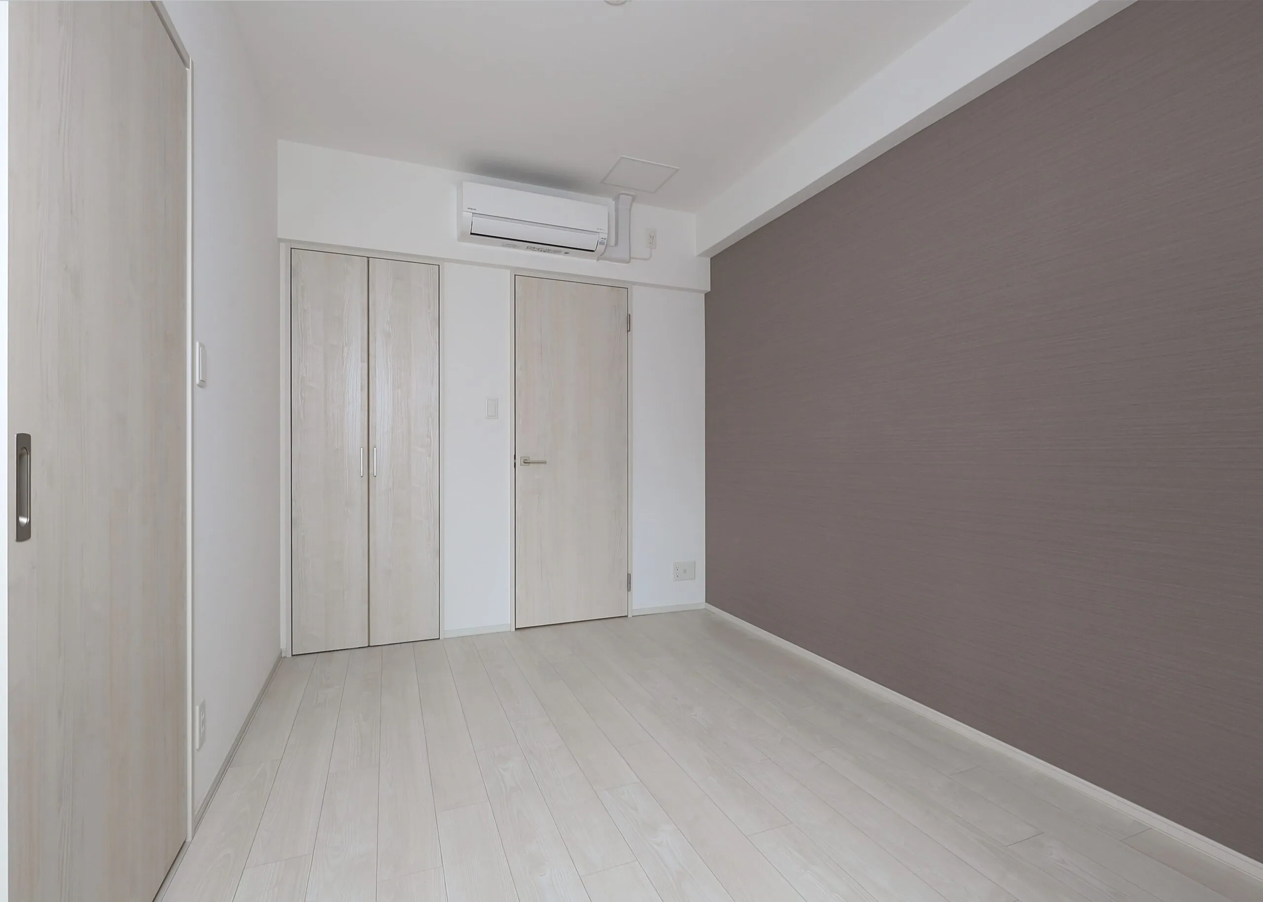 スプランディッド難波WESTⅢ：洋室