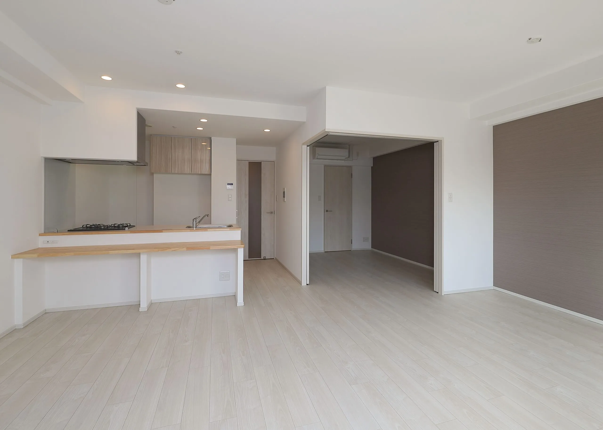 スプランディッド難波WESTⅢ：Crタイプ：LDK