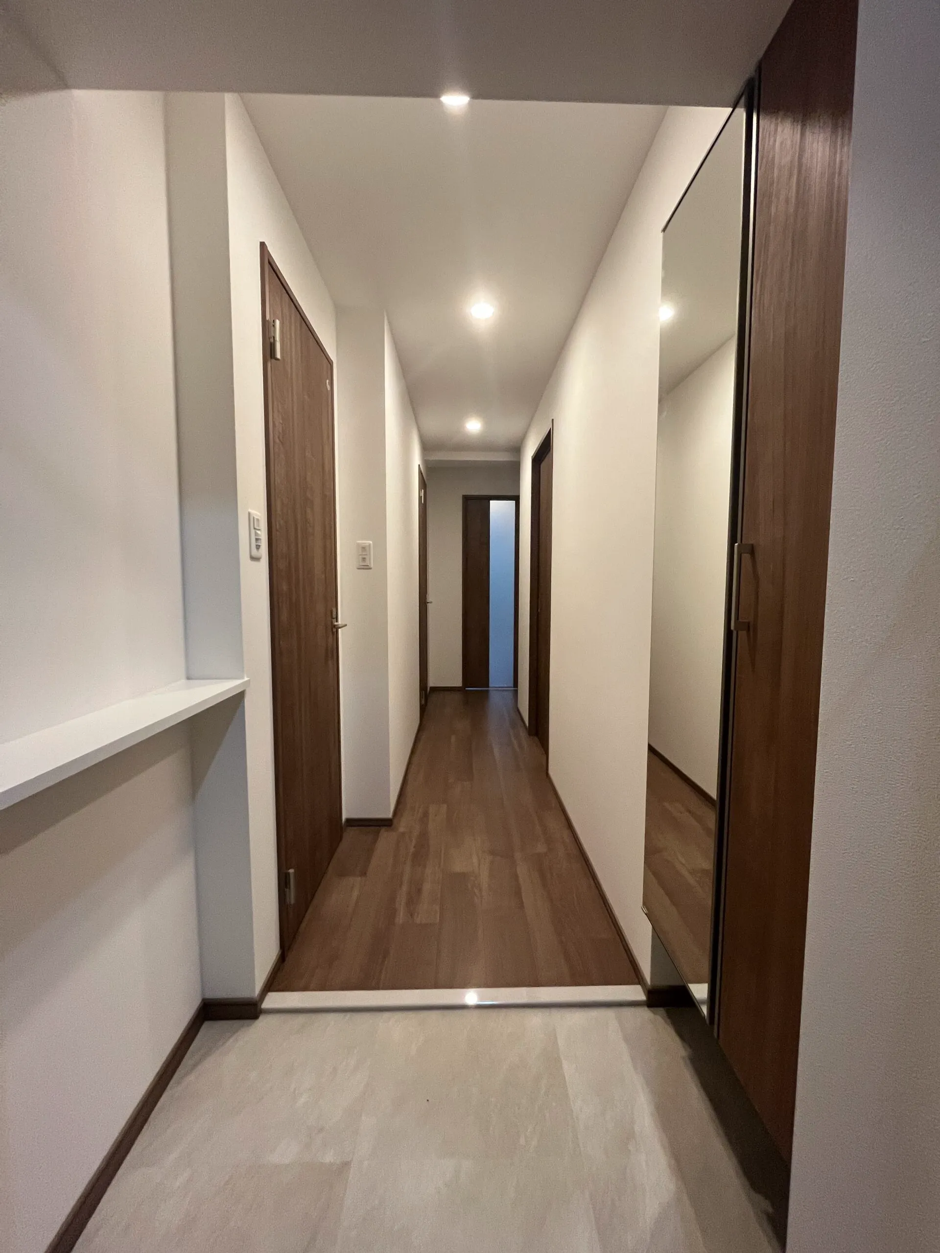 スプランディッド難波WESTⅢ：Cタイプ：廊下