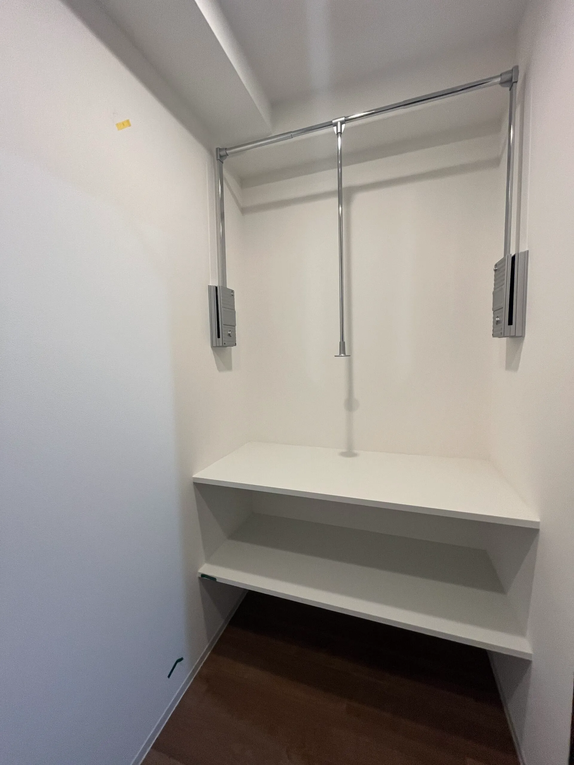 スプランディッド難波WESTⅢ：Arタイプ：クローゼット