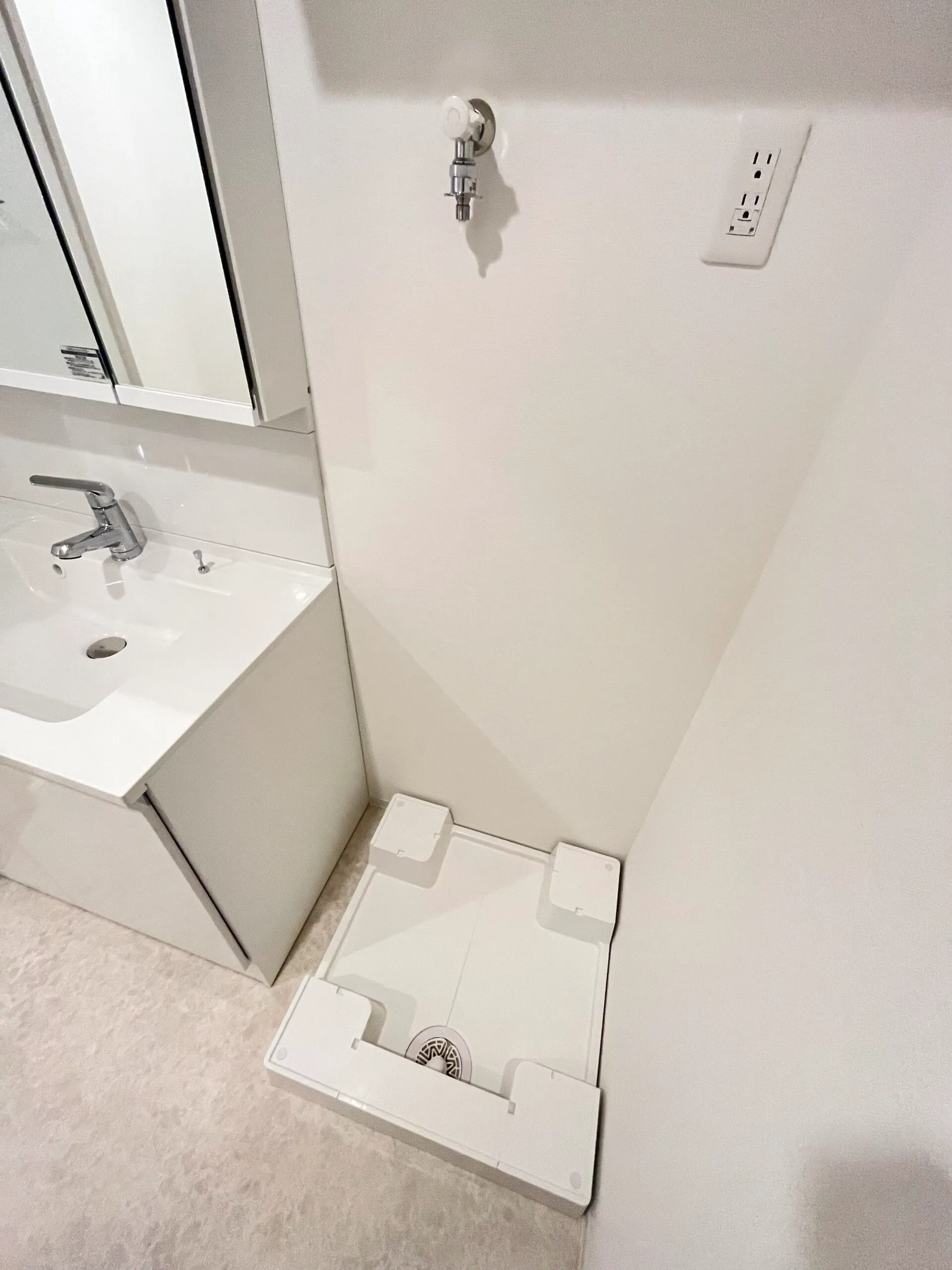 スプランディッド難波WESTⅡ：Bタイプ：洗濯機置き場