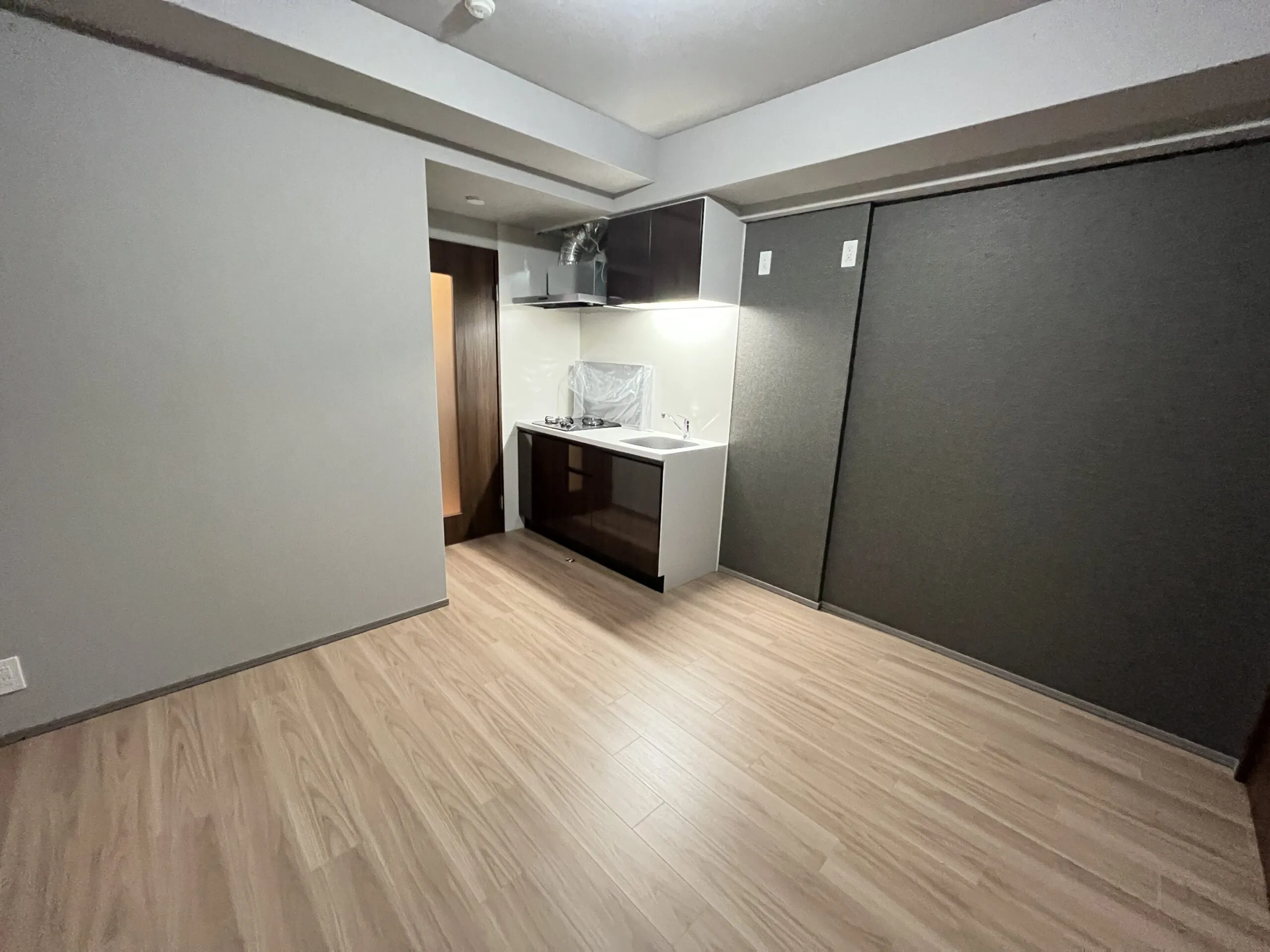 スプランディッド江坂Ⅲ：Crタイプ：洋室