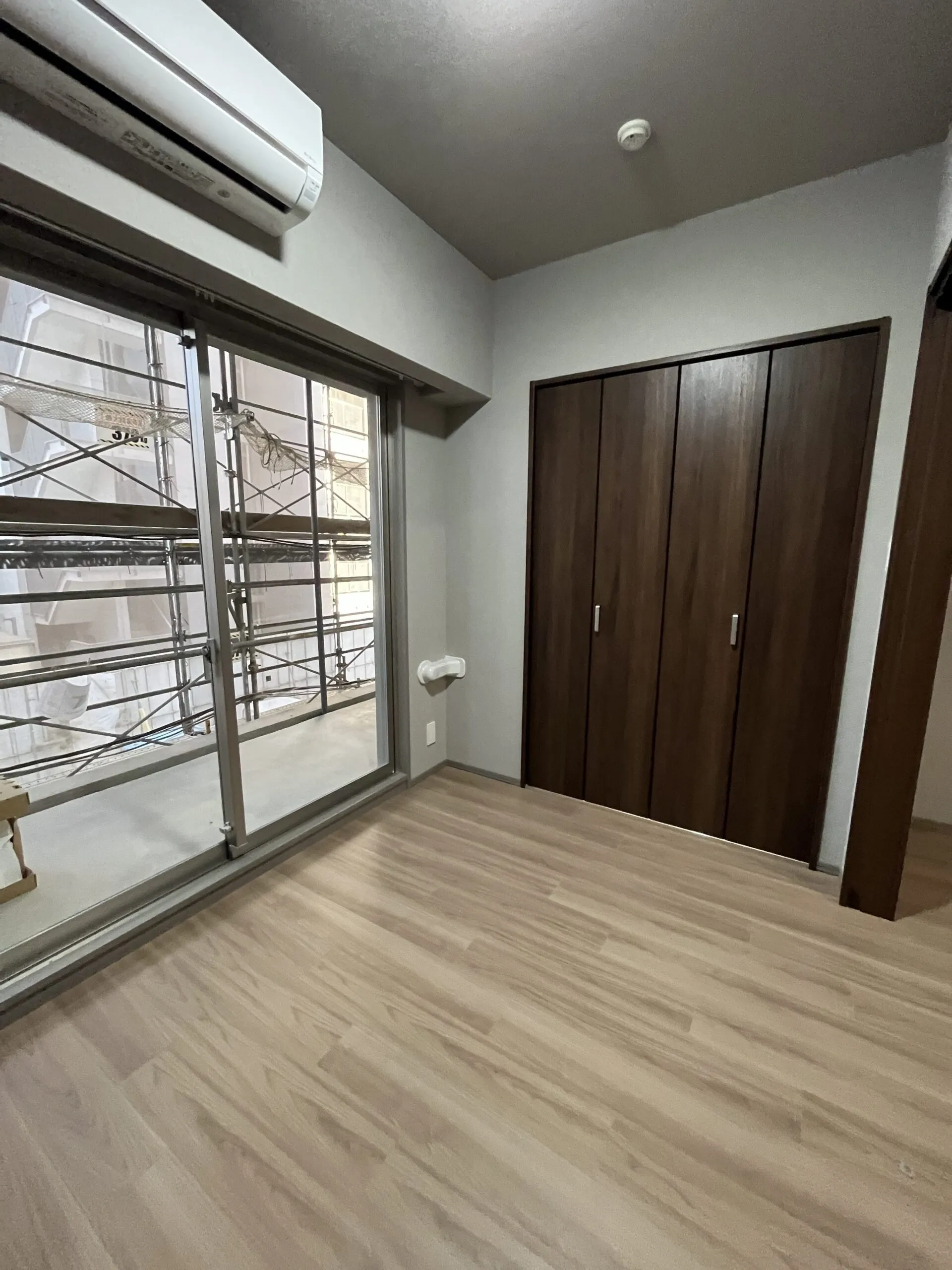 スプランディッド江坂Ⅲ：Crタイプ：洋室