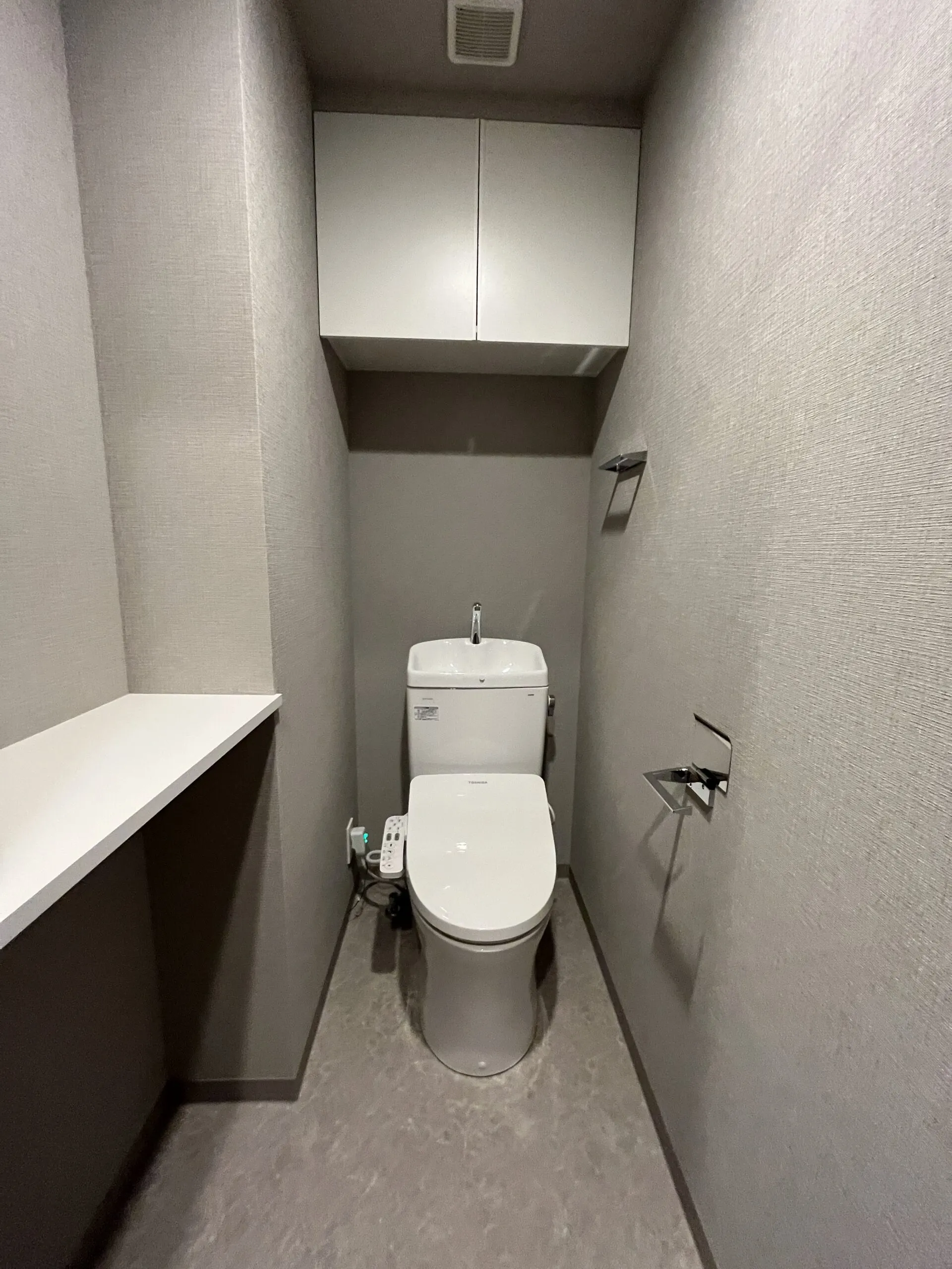 スプランディッド江坂Ⅲ：A1タイプ：トイレ