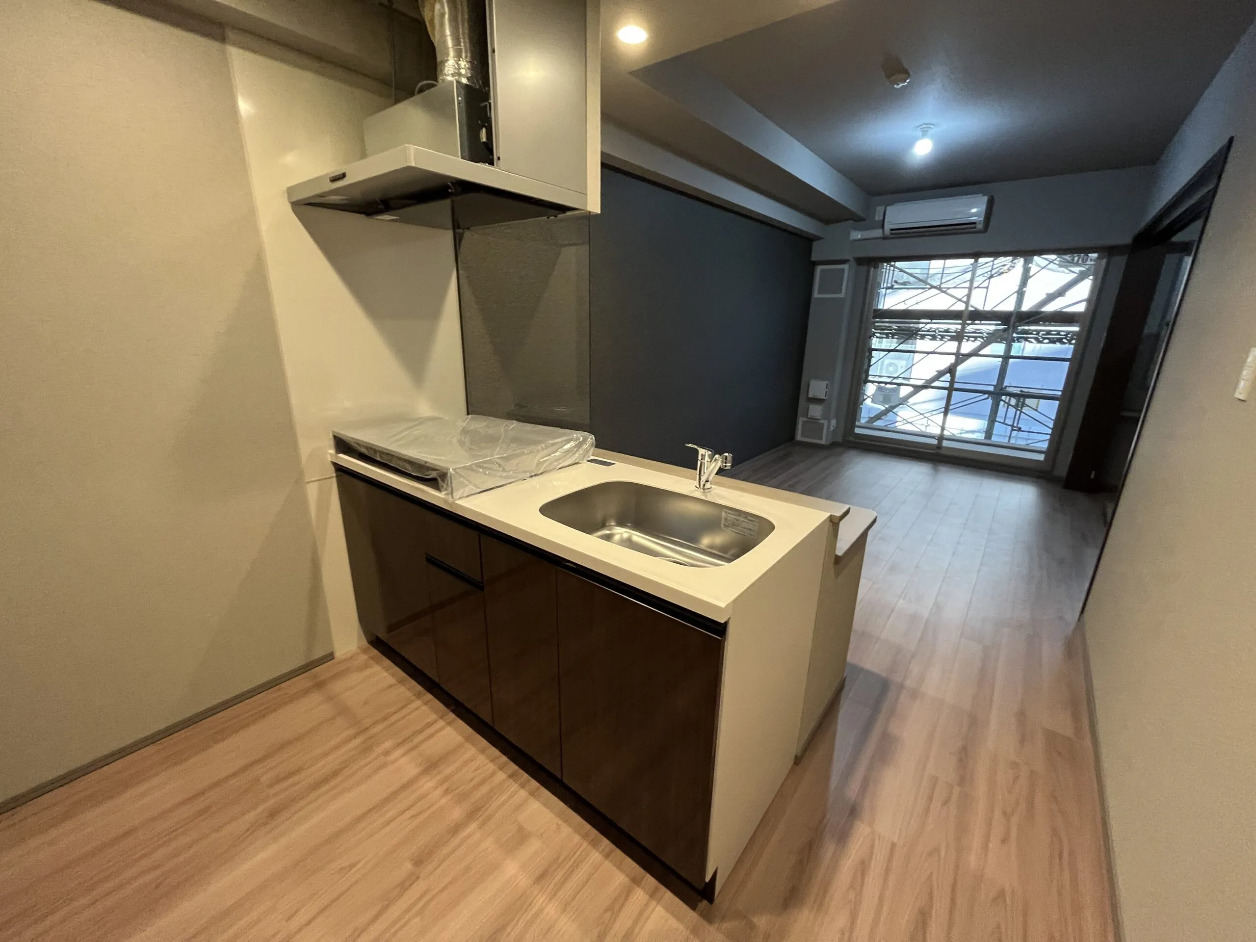 スプランディッド江坂Ⅲ：A1タイプ：洋室