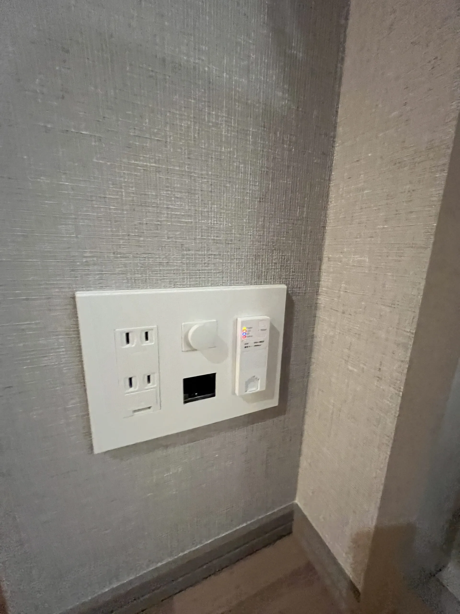 スプランディッド江坂Ⅲ：A1タイプ：電源