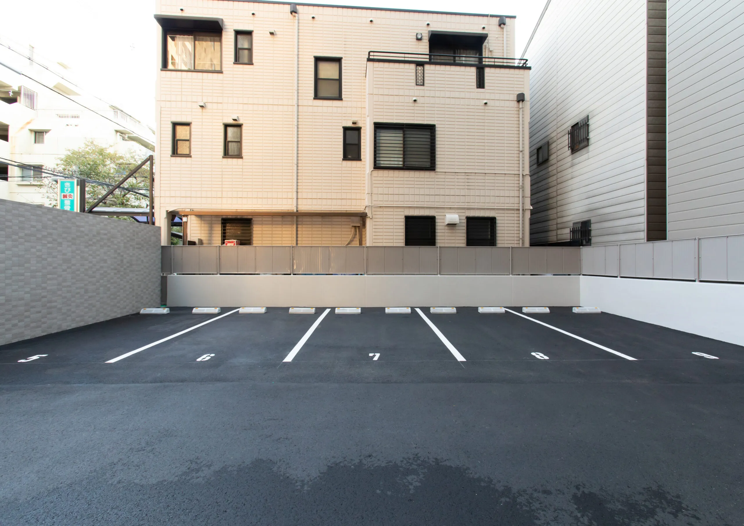 スプランディッド阿倍野：駐車場