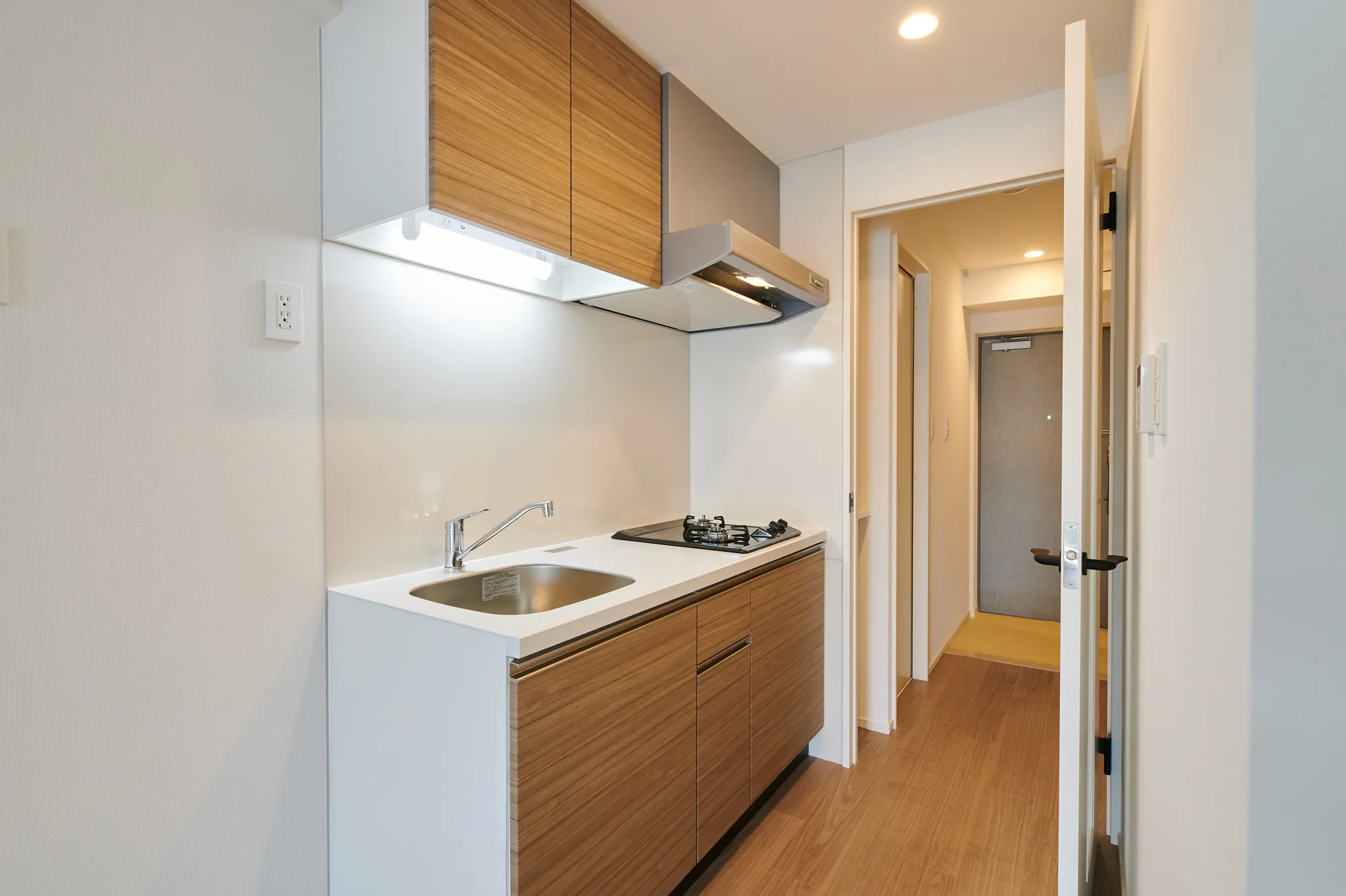 スプランディッド江坂DUE：キッチン