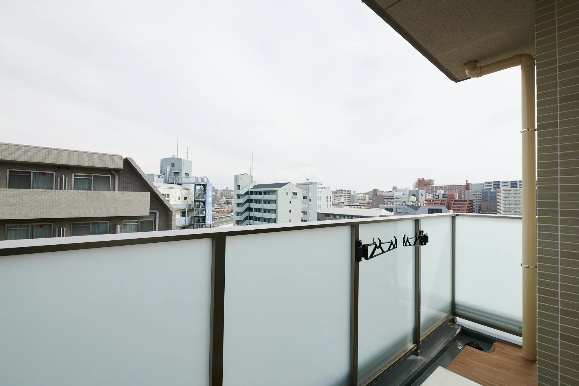 スプランディッド江坂DUE：バルコニー