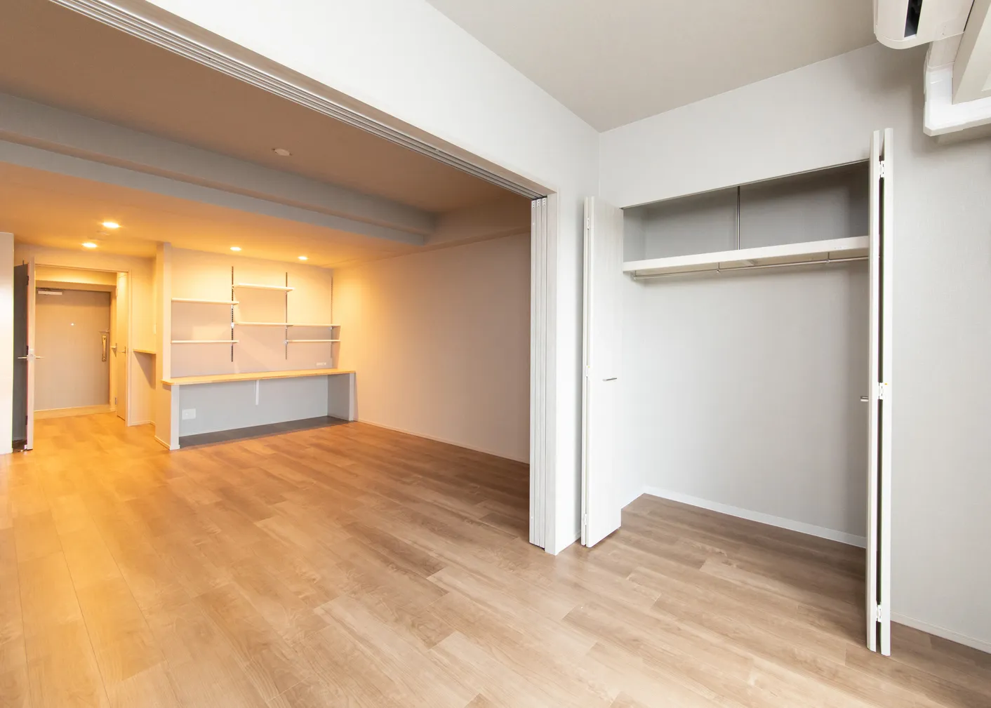 スプランディッド福島WEST：Bタイプ：LDK