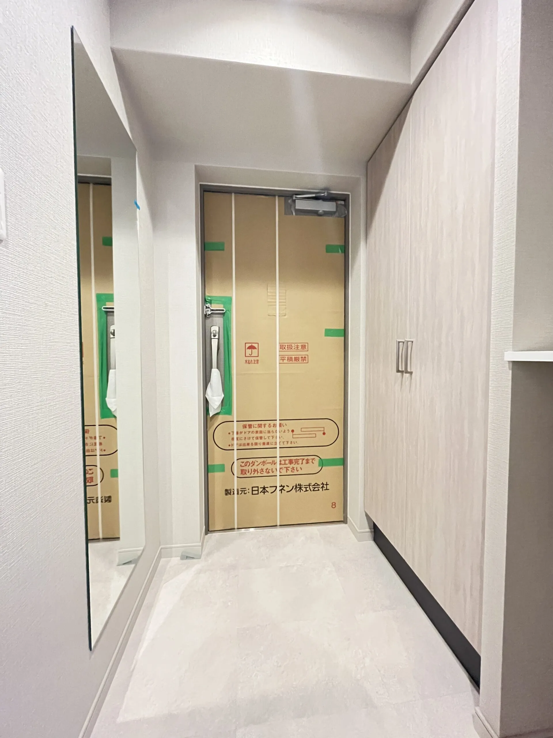 スプランディッド福島WEST：玄関