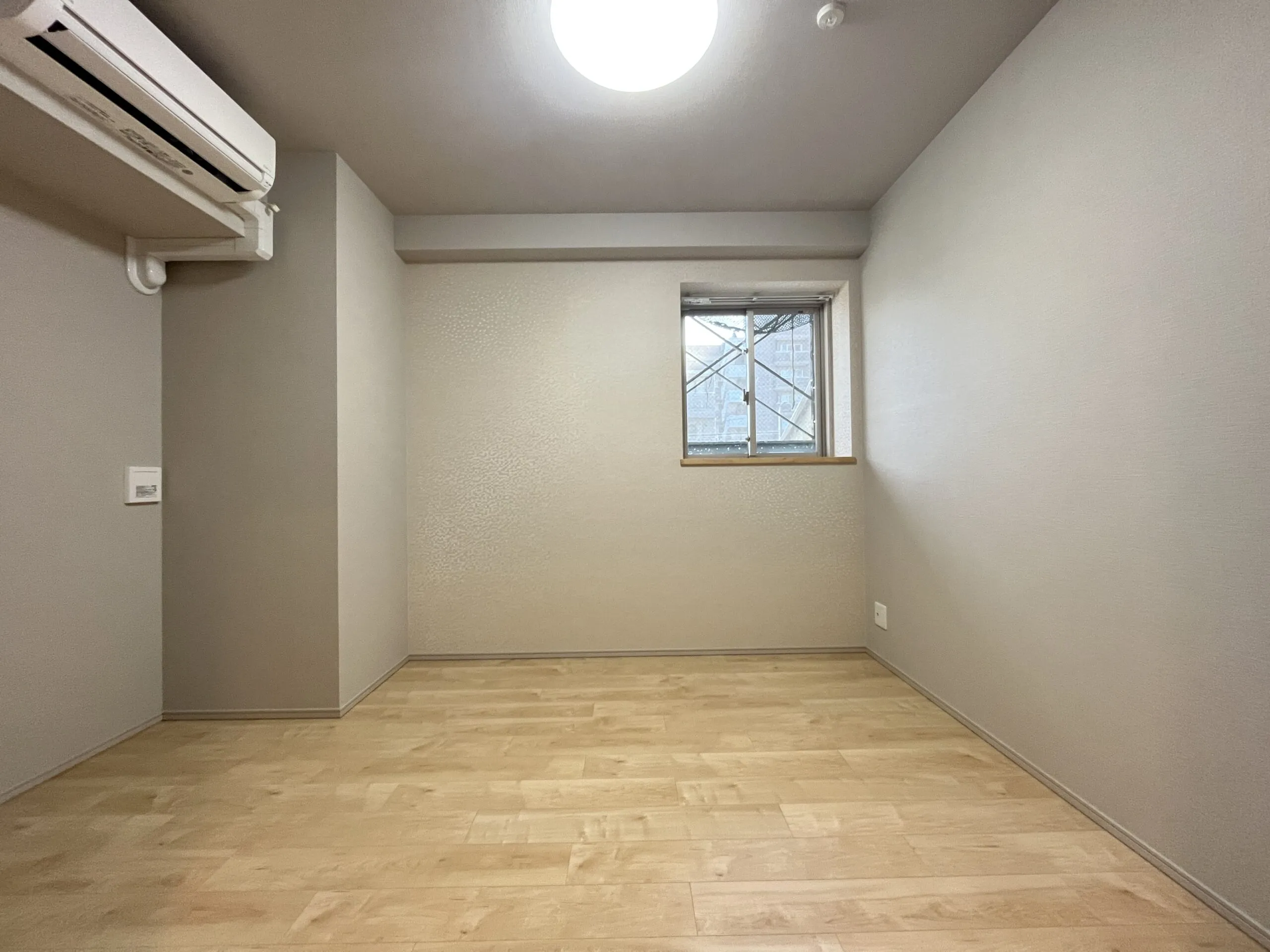 スプランディッド福島WEST：洋室