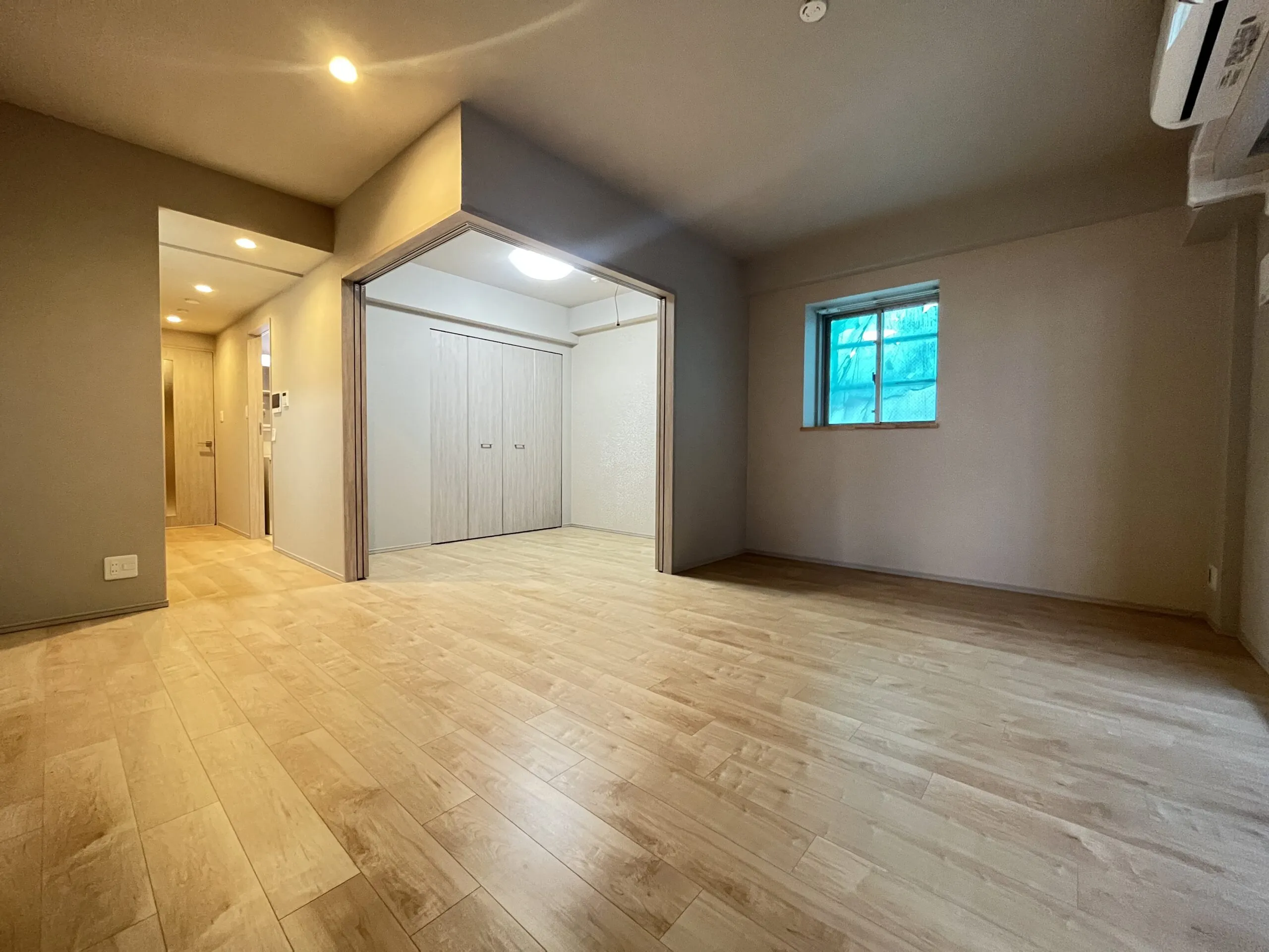 スプランディッド福島WEST：洋室