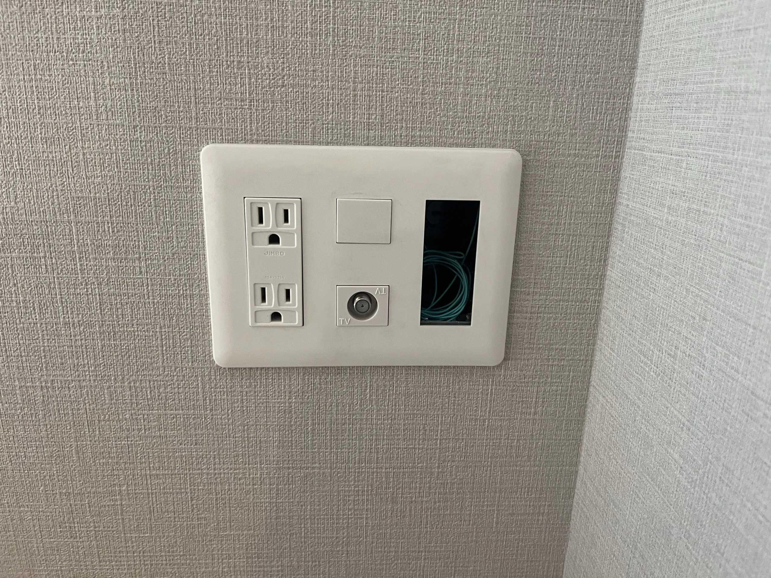 スプランディッド福島WEST：Cタイプ：電源