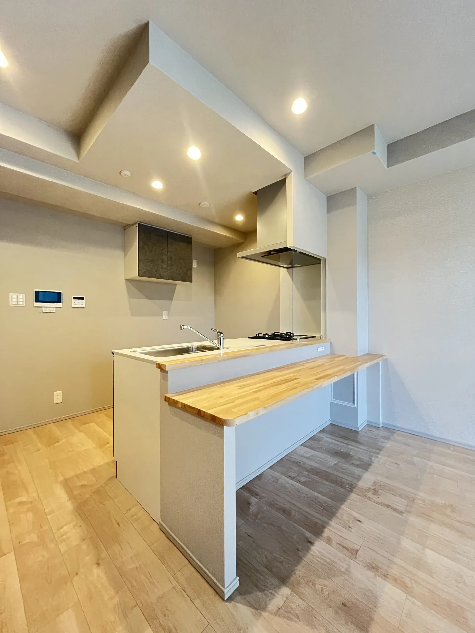 スプランディッド福島WEST：Cタイプ：キッチン