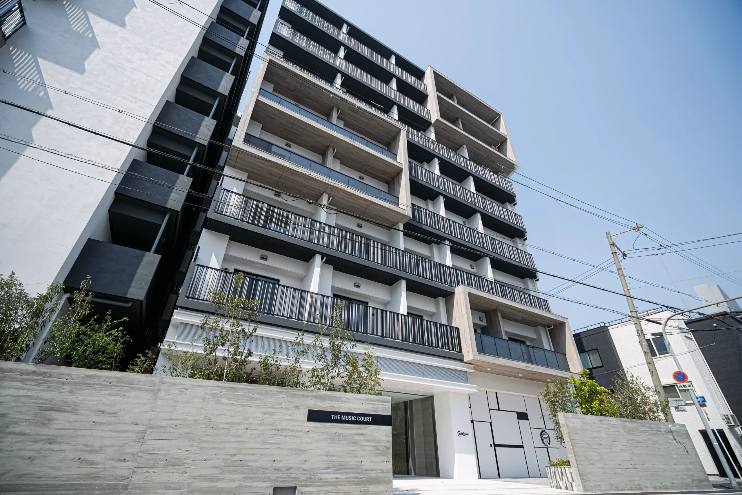THE MUSIC COURT：外観