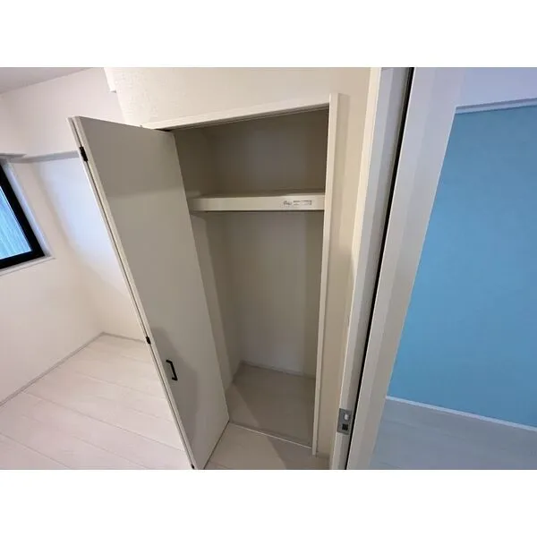 THE MUSIC COURT：(3K)  クローゼット