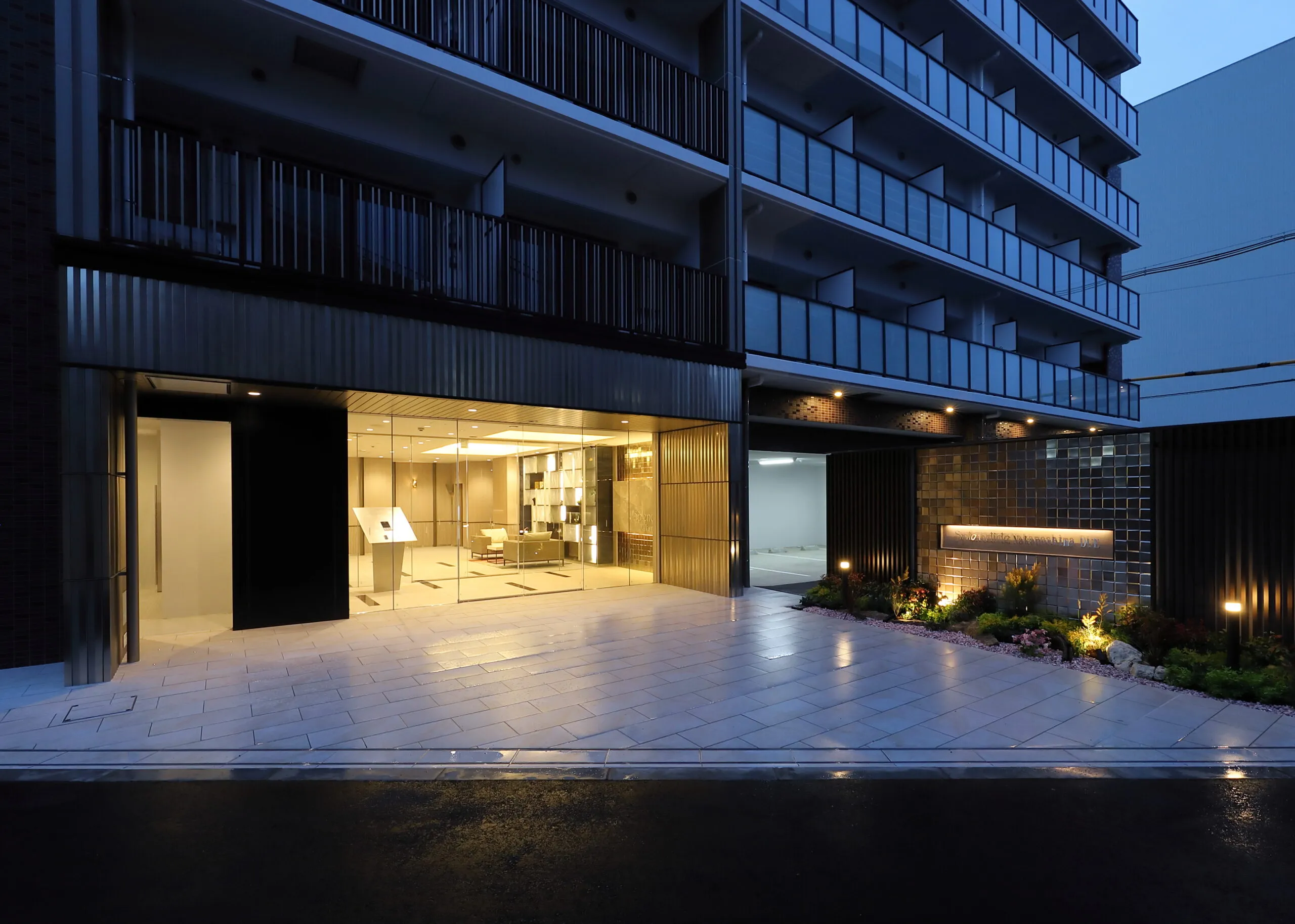 スプランディッド中之島DUE：エントランス